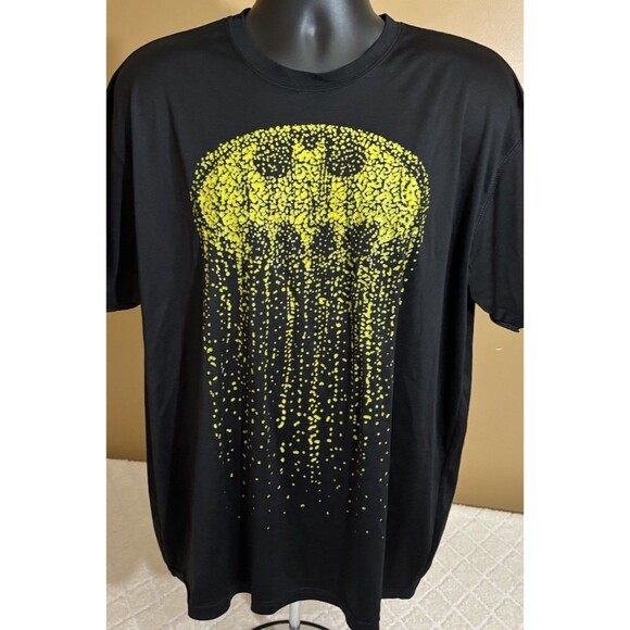 Batman DC Comics Cascading Logo Soft Feel Black Shirt Men’s Size XL - Picture 2 of 14